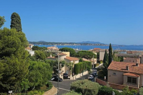 Hyper Centre Bandol Agréable t4 piscine chauffer clim Parking wifi